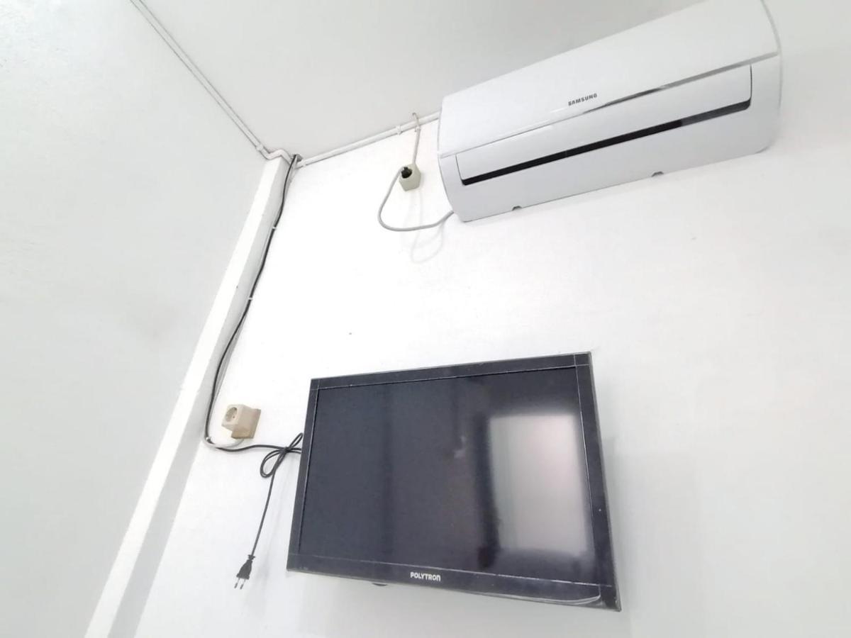 Reddoorz Syariah @ Ndalem Kembang Sore Yogyakarta Exterior photo